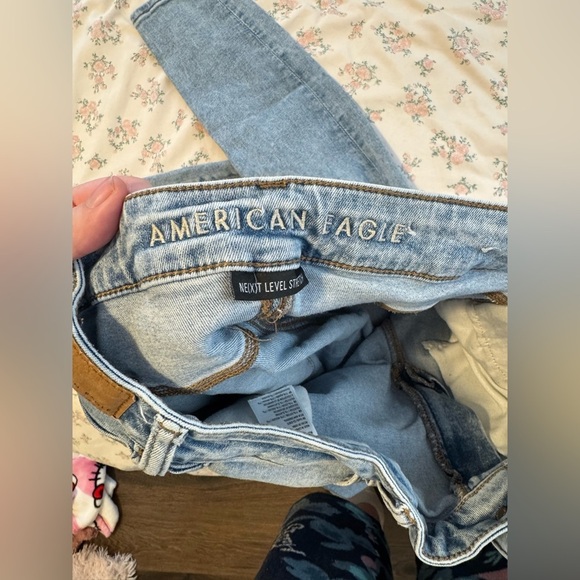 SIZE 14 LIKE NEW🎀Light Wash High Rise Skinny Jean American Eagle Jeggings - Picture 5 of 7